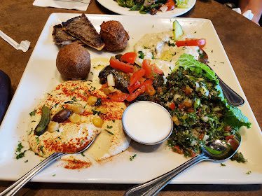 Bella Luna Cafe — Restaurant Food And Dining Photo