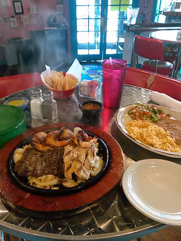 Don Pepe's Bar & Grill — Restaurant Food And Dining Photo