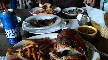 Wilbert's Food & Music