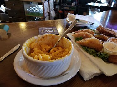 P.J. McIntyre's Irish Pub