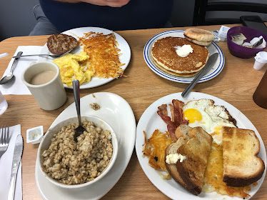 Eat At Joe's — Restaurant Food And Dining Photo