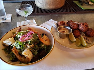 Bodega Tavern & Kitchen — Restaurant Food And Dining Photo