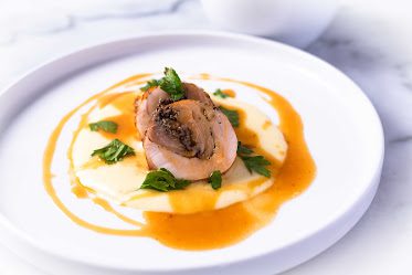 Le Cafe Du Val — Restaurant Food And Dining Photo