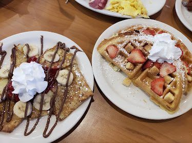 Loaded Cafe Restaurants Santa Ana McFadden Ave — Restaurant Food And Dining Photo