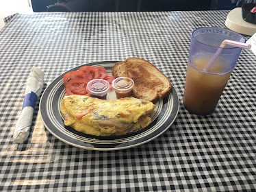Sandi's Diner