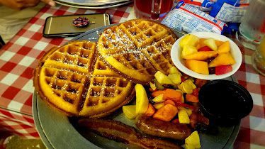 Heroes Restaurant and Brewery — Restaurant Food And Dining Photo