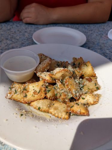 Garlic Brothers Restaurant and Bar
