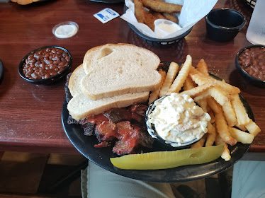 Johnny's BBQ Olathe — Restaurant Food And Dining Photo