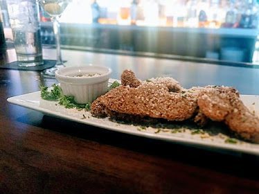 MōMō Pizzeria & Ristorante — Restaurant Food And Dining Photo
