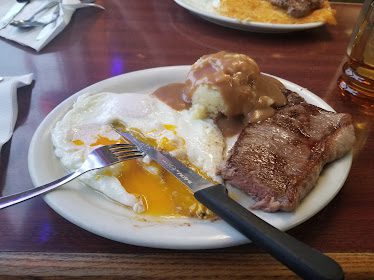 Peggy's Restaurant — Restaurant Food And Dining Photo