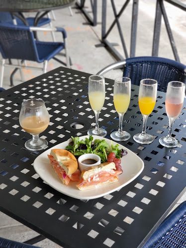 Eola Wine Company — Restaurant Food And Dining Photo