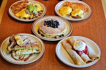 Aunt Emma's Pancakes — Restaurant Food And Dining Photo