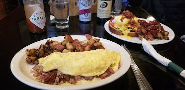 Dash-In — Restaurant Food And Dining Photo