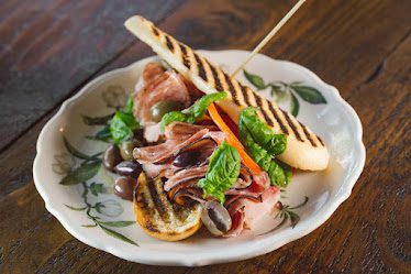The Wooden Rooster — Restaurant Food And Dining Photo