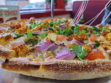 Chicago's Pizza With A Twist - Reno, NV (S Virginia St) — Restaurant Food And Dining Photo
