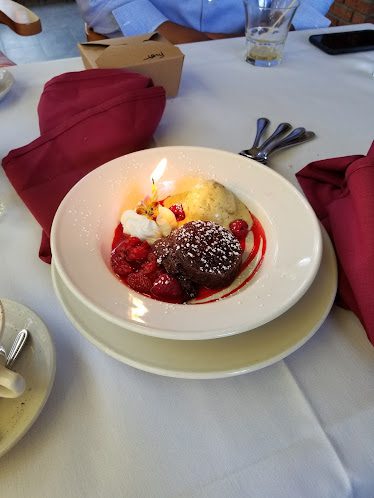 Beaujolais Bistro — Restaurant Food And Dining Photo
