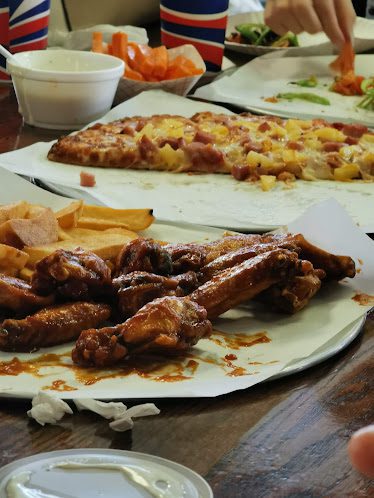 Pizza Plus - Mae Anne