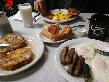 Cottage Cafe — Restaurant Food And Dining Photo