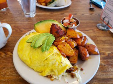 Daisy Cafe & Cupcakery — Restaurant Food And Dining Photo