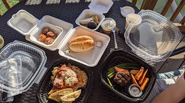Palette Bar and Grill
