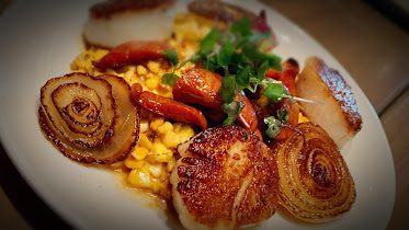 Eno Vino Downtown — Restaurant Food And Dining Photo