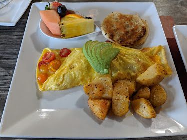 Black and white cafe — Restaurant Food And Dining Photo