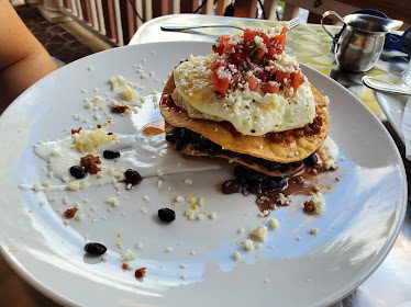 Mozelle's Fresh Southern Bistro