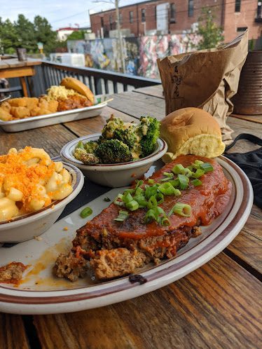 Earl's — Restaurant Food And Dining Photo