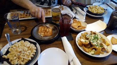 Cin Cin Burger Bar — Restaurant Food And Dining Photo
