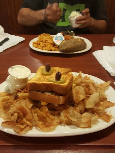 Arcadia Family Restaurant & Pizzeria — Restaurant Food And Dining Photo