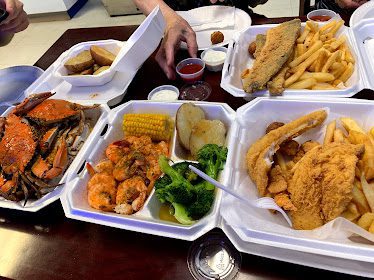 Cajun Seafood — Restaurant Food And Dining Photo