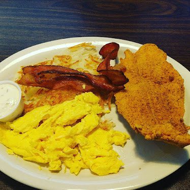 Garland Cafe Centerville Road — Restaurant Food And Dining Photo