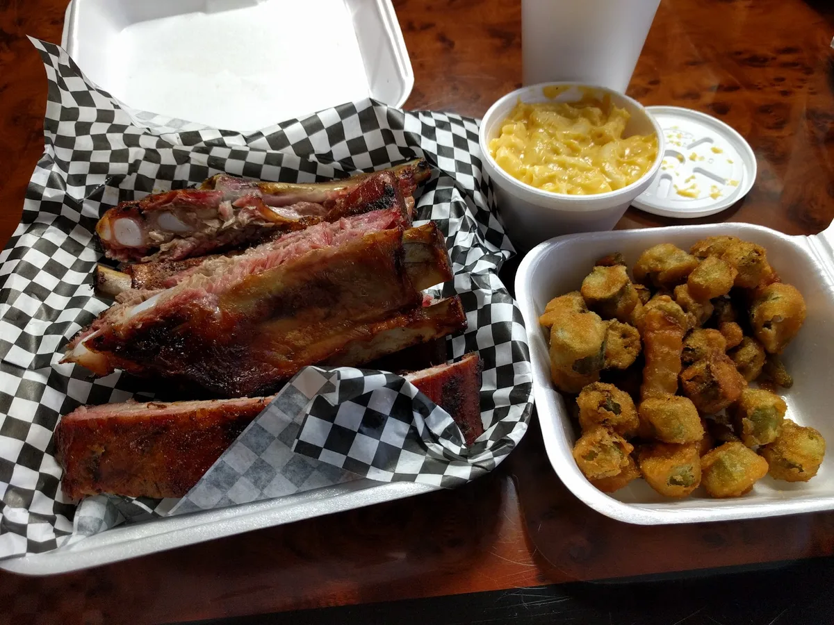 Fat Man's Smokehouse BBQ: Restaurant Food And Dining Photo