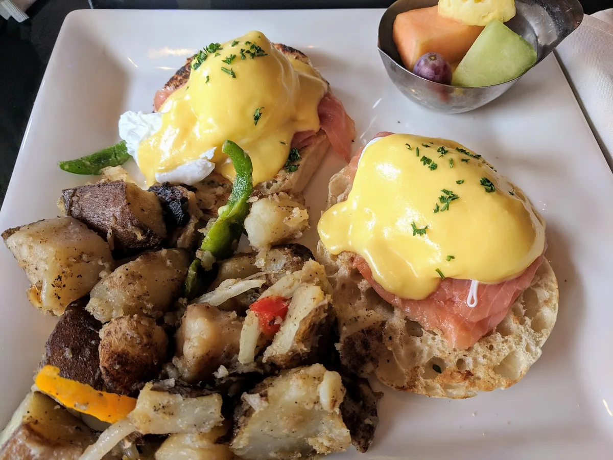Annie's Paramount Steak House: Restaurant Photograph