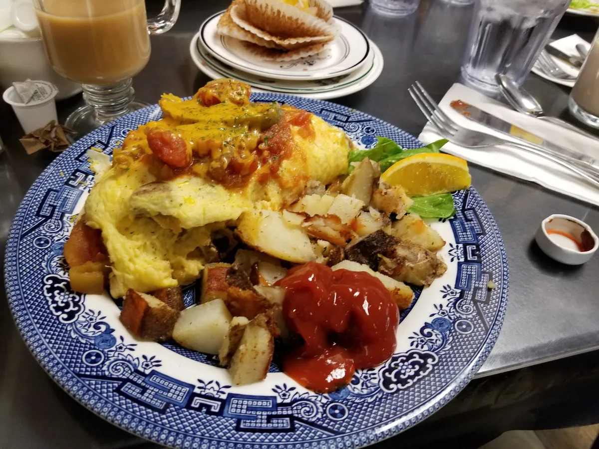 Kiss the Cook Restaurant: Restaurant Food And Dining Photo