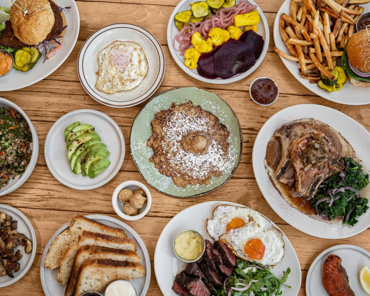 Salt's Cure: Restaurant Photograph