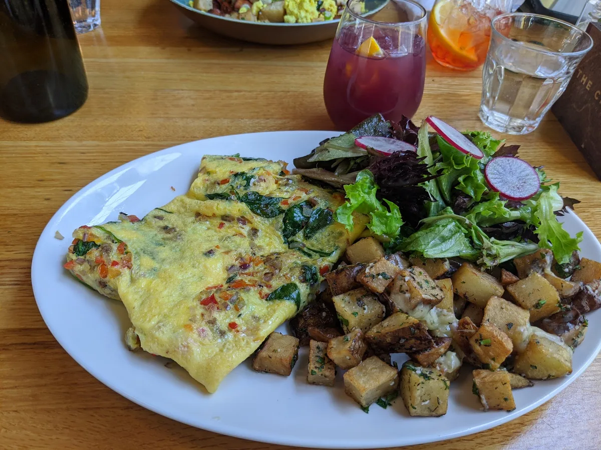The Crest Gastropub: Restaurant Food And Dining Photo