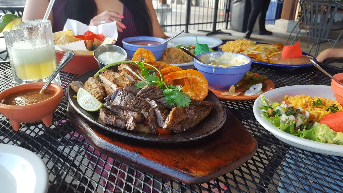 Mamarita's Mexican Restaurant & Cantina: Restaurant Food And Dining Photo