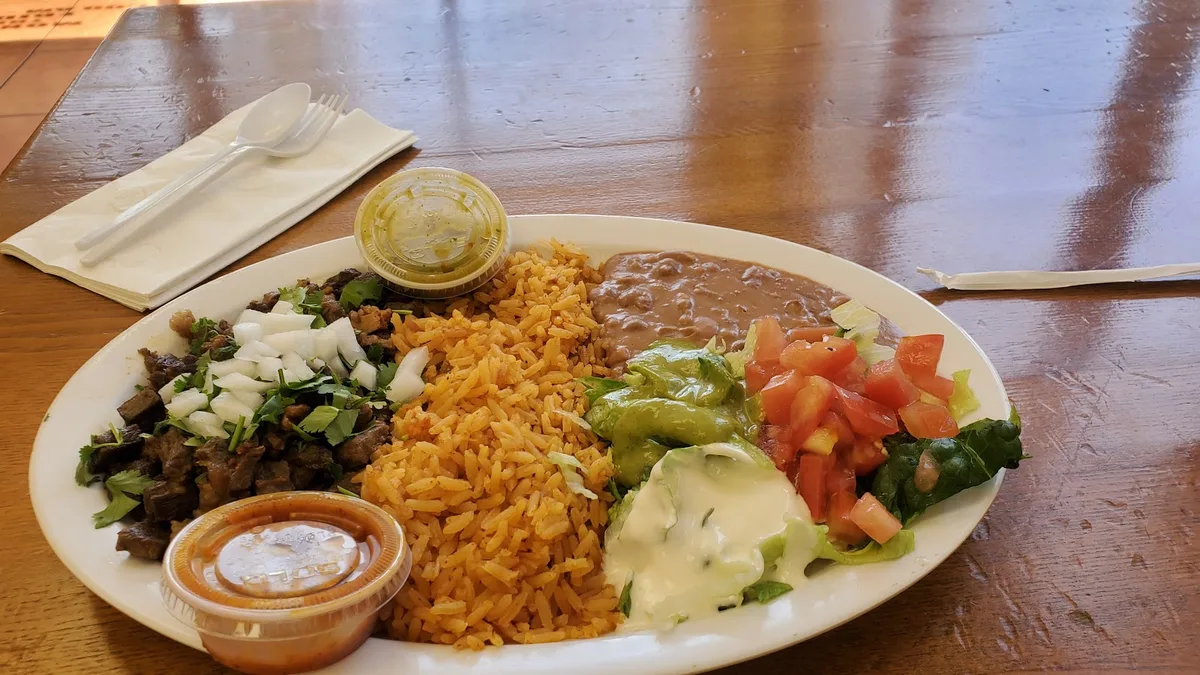 Don Lalos Mexican Food: Restaurant Photograph