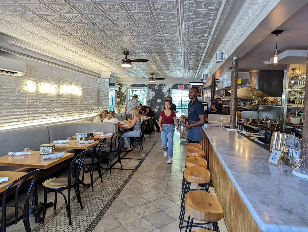Frenchie Wine Bistro: Restaurant Photograph