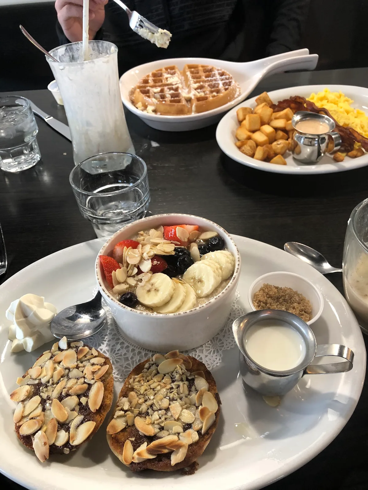 Le Peep Omaha - Aksarben: Restaurant Photograph