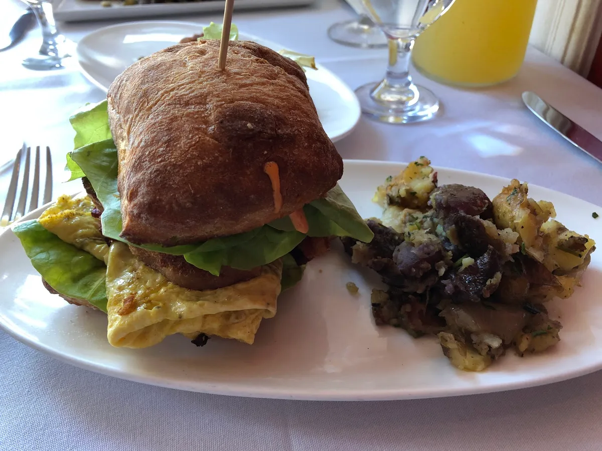 Floriana: Restaurant Photograph