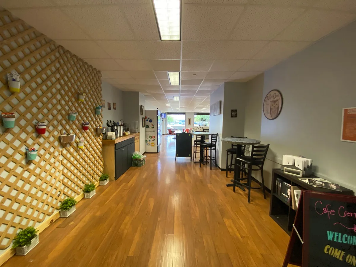 Cafe Crema: Restaurant Food And Dining Photo