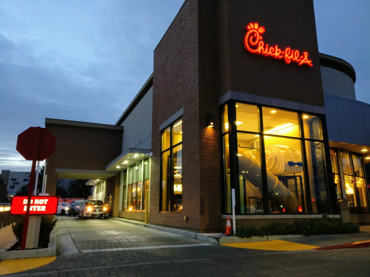 Chick-fil-A: Restaurant Photograph