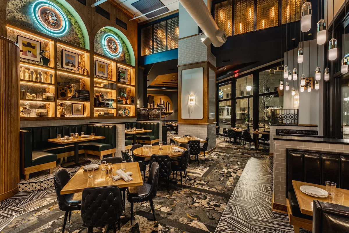 The Fountain Room: Restaurant Photograph