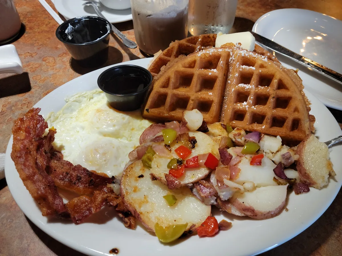 Huckleberry's Breakfast and Lunch: Restaurant Food And Dining Photo
