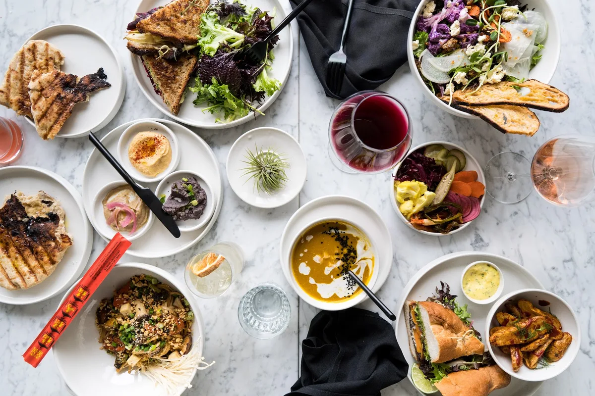 Comune: Restaurant Food And Dining Photo