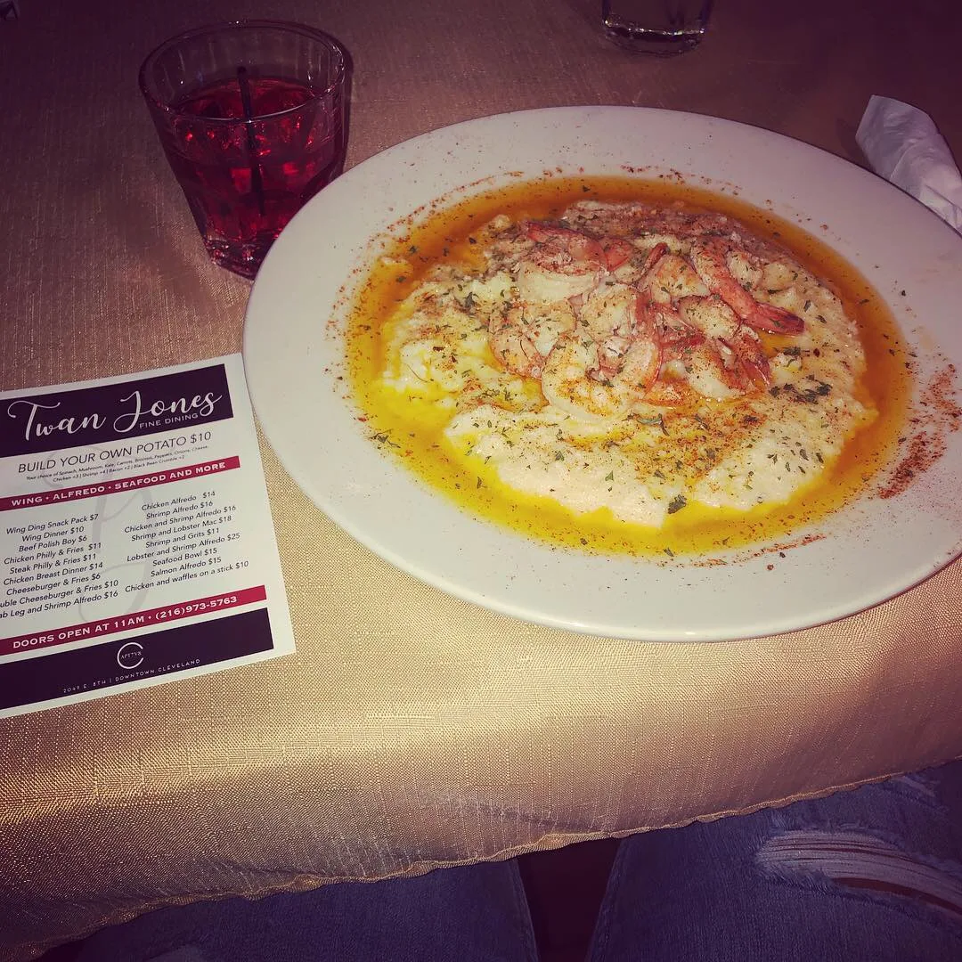 Captiv8: Restaurant Food And Dining Photo