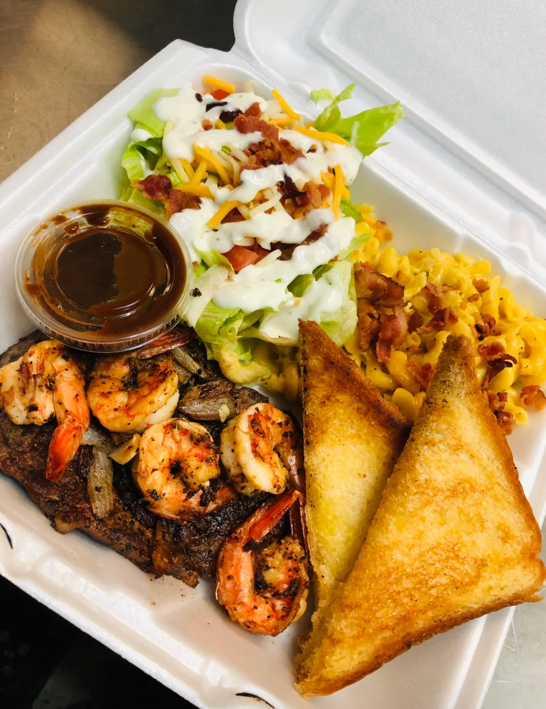 Tillie Marie’s Comfort Food: Restaurant Photograph