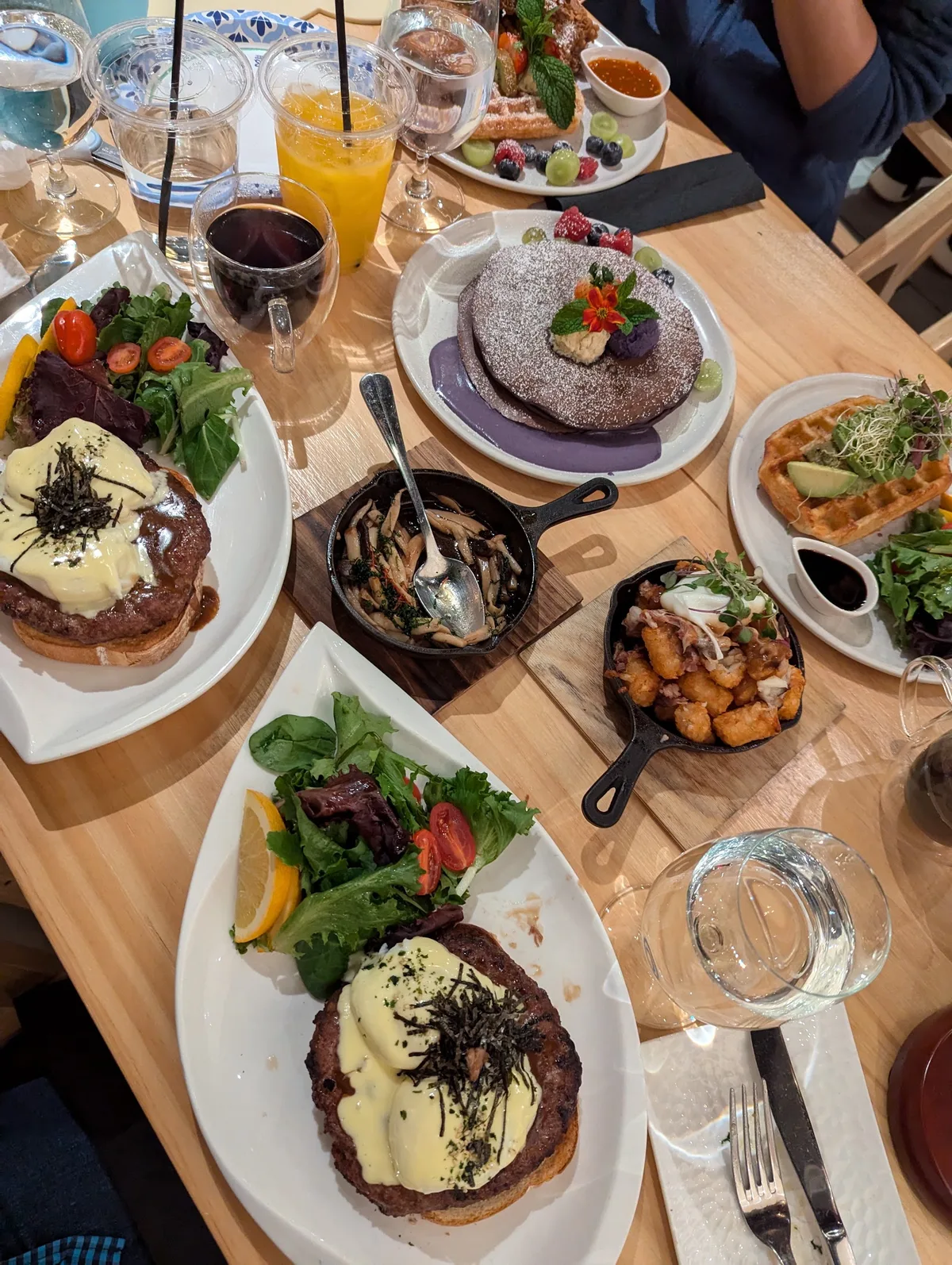 SOHO Modern Japanese: Restaurant Photograph
